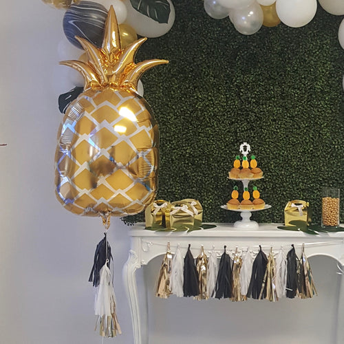 Pineapple Balloon w/ Tassel